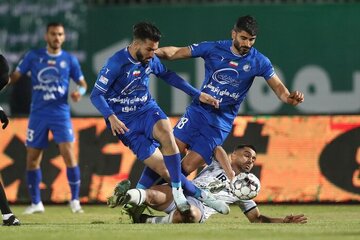 ساعت بازی و پخش زنده دیدار استقلال و چادرملو