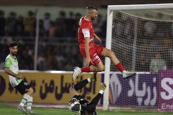 پرسپولیس بازی باخته را برد؛ ستاره مصدوم به موقع پیام آور شادی شد