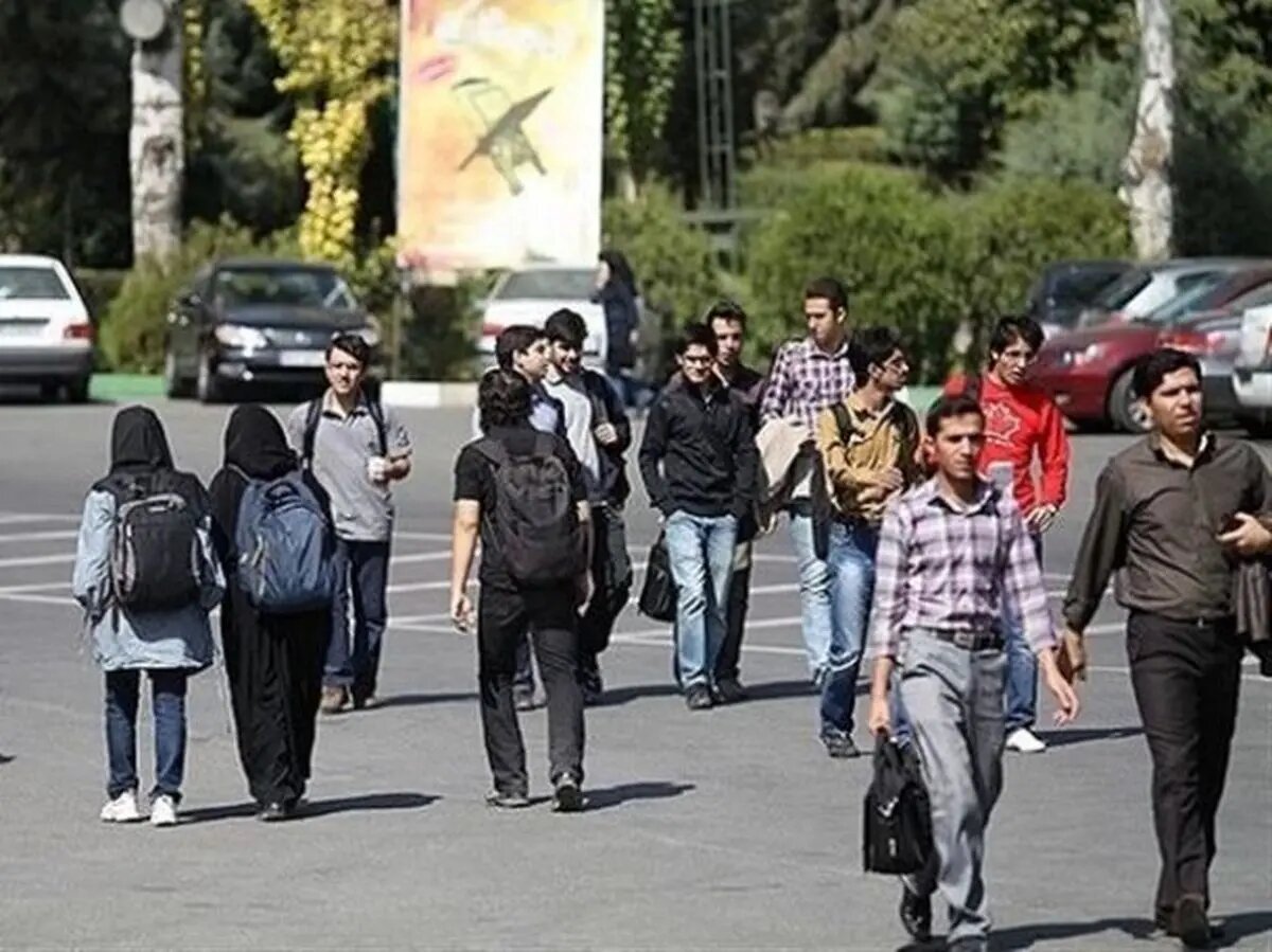 مدیر کل امور دانشجویان: در پرونده‌های انضباطی از تجسس در زندگی شخصی دانشجویان پرهیز و حرمت و کرامت دانشجویان حفظ شود