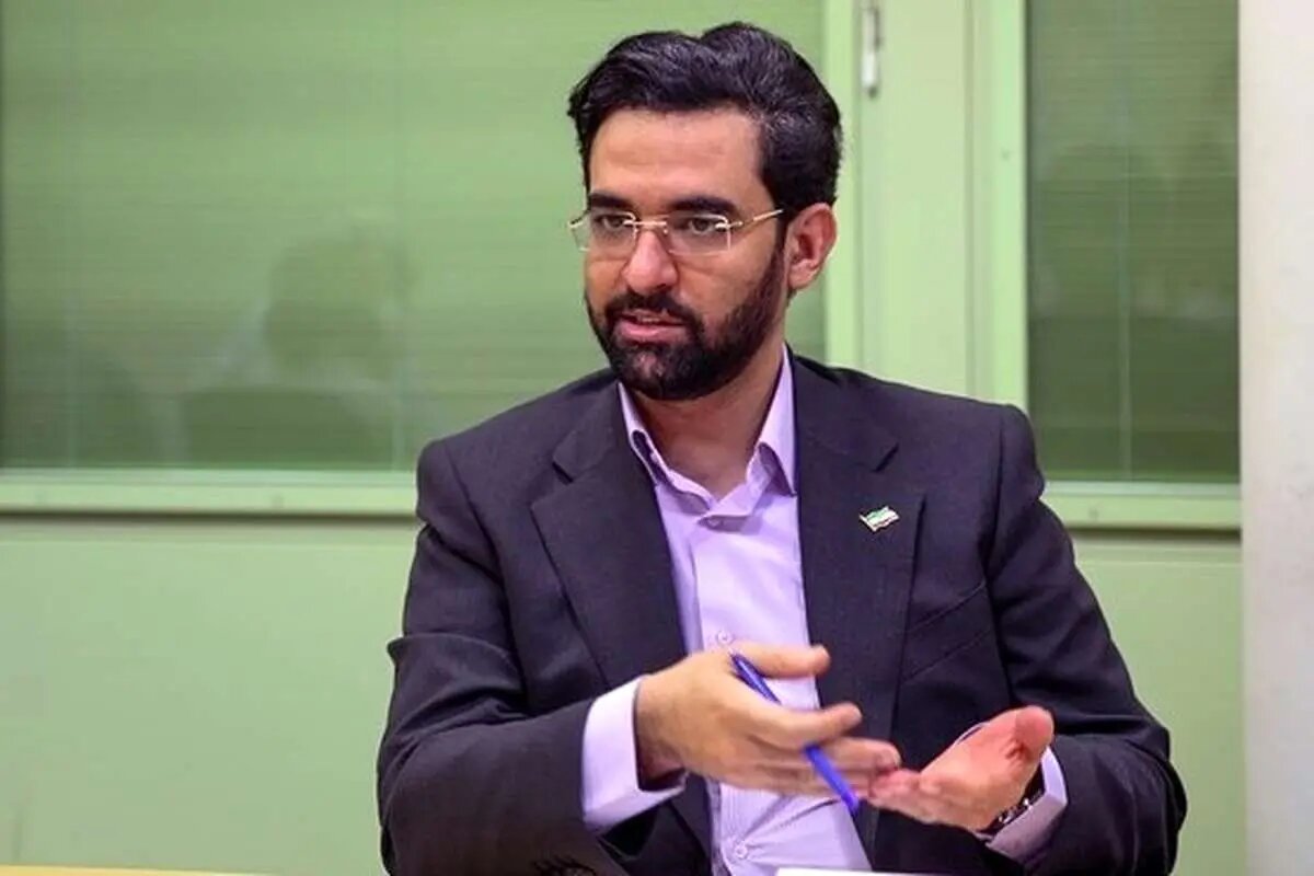 آذریجهرمی به اختلال جیپیاس واکنش نشان داد آذریجهرمی به اختلال جیپیاس واکنش نشان داد