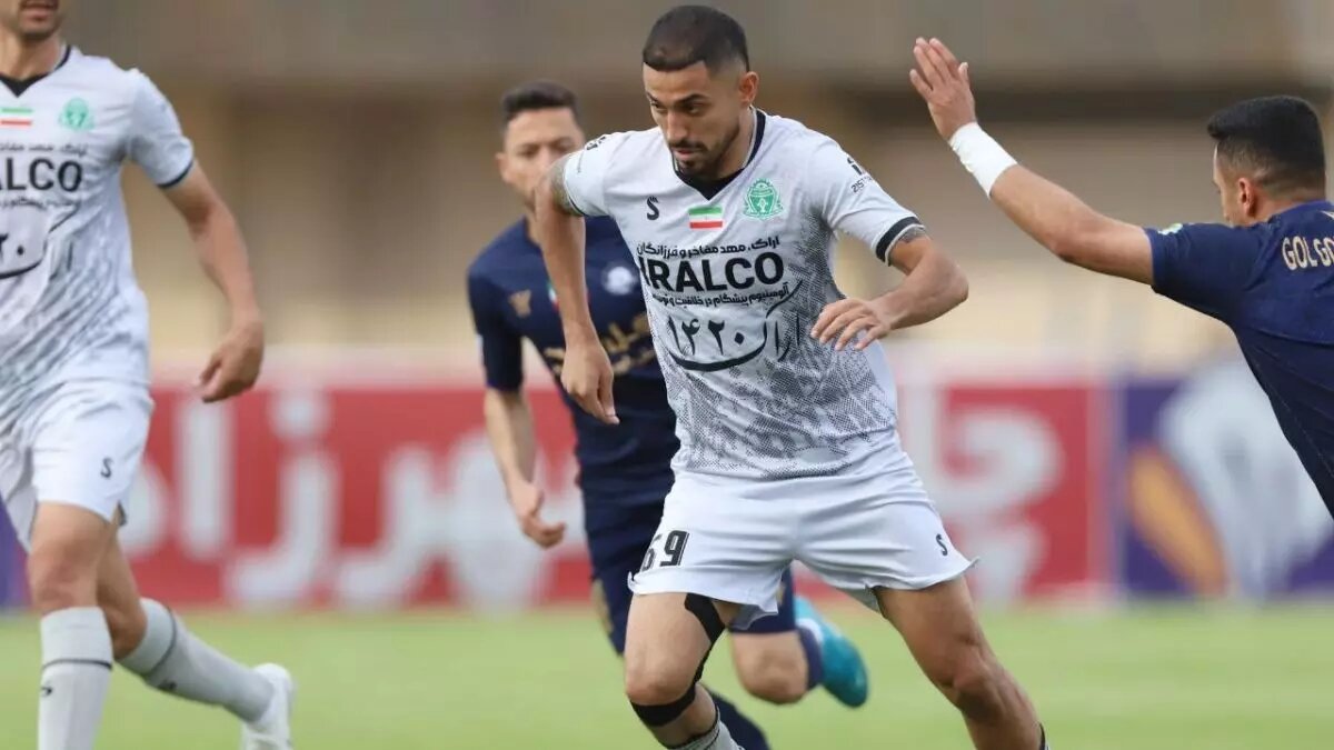 پرسپولیس پیشتاز فصل نقل‌وانتقالات؛ ستاره لیگ سرخ‌پوش شد +عکس