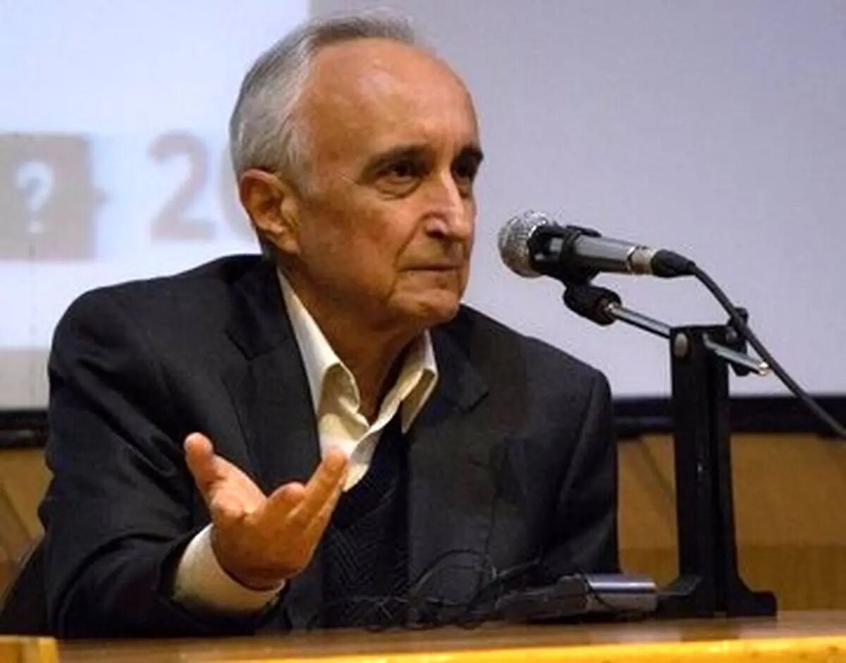 هشدار یک اقتصاددان برجسته؛ اقتصاد ایران در آستانه از هم پاشیدگی است