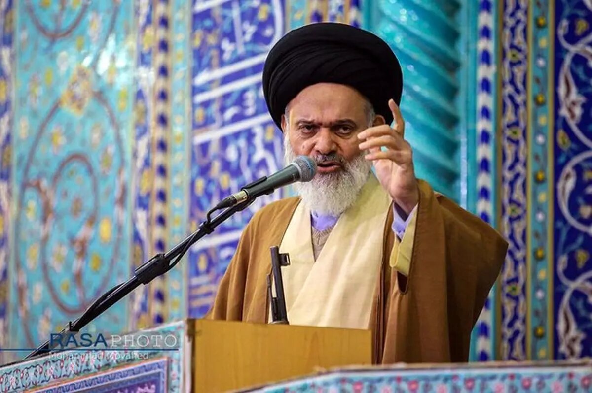 امام جمعه قم: دولت و رهبر عزیز ما اجازه نمی‌دهند غنی‌سازی در این کشور متوقف شود