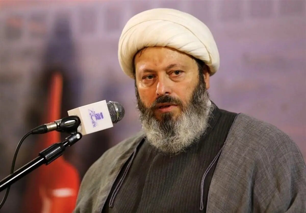 همه دردسرهای شیخ پر حاشیه؛ کردمیهن و دیگر حمله‌کنندگان به سفارت عربستان پای منبر غلامرضا قاسمیان روحانی جبهه پایداری می‌نشستند