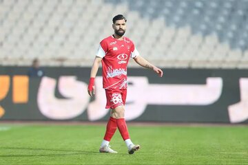 پیشنهاد خارجی برای هافبک پرسپولیس؛ تمدید کنسل شد؟