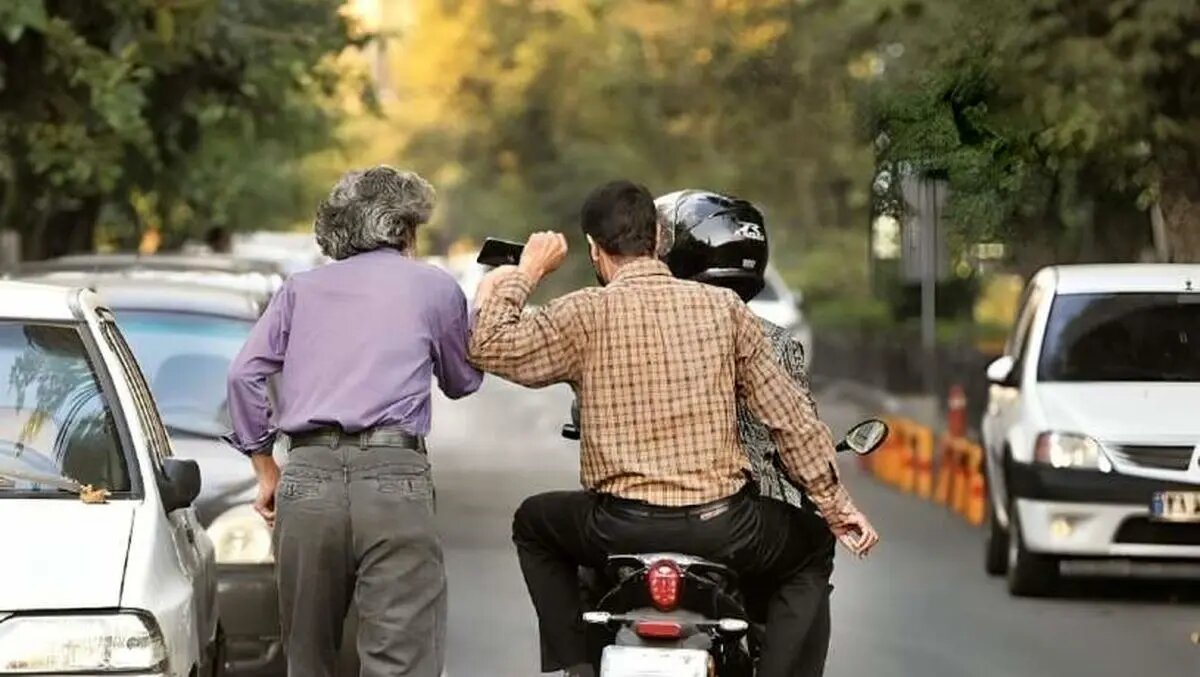 تحلیل اجتماعی عوامل مؤثر بر افزایش رفتارهای خشونت‌آمیز و سرقت‌های مسلحانه: نگاهی به چالش‌ها و راهکارها