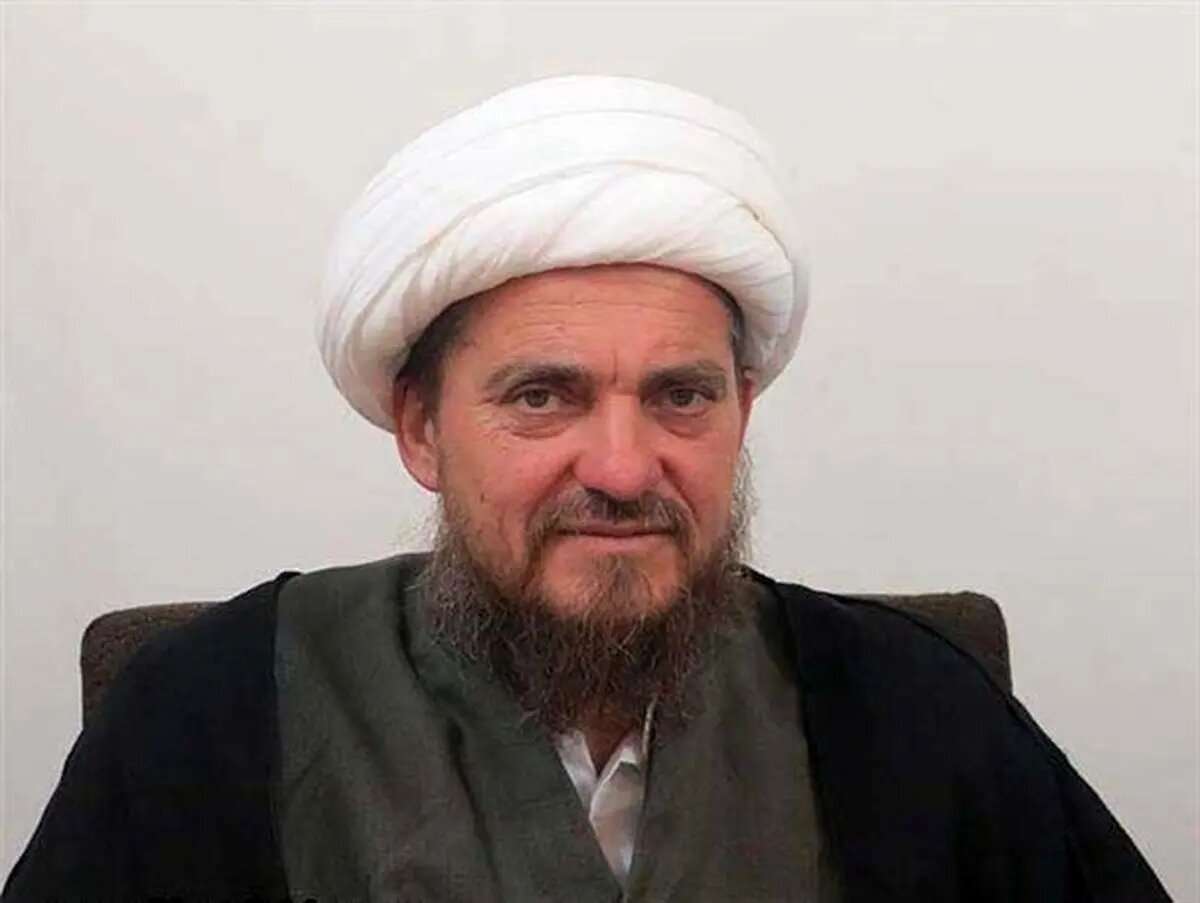 روحانی مبتکر روغن بنفشه: سرداران سپاه را از طریق واکسن کرونایی که چند سال پیش تزریق کرده بودند ردیابی و ترور کردند!