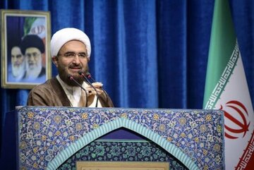آنچه در خطبه نماز جمعه اتفاق افتاد؛ کسی نه مذاکره خواهد کرد و نه جرات و اجازه‌اش را دارد/ محاسبات دشمن خنده آور بود