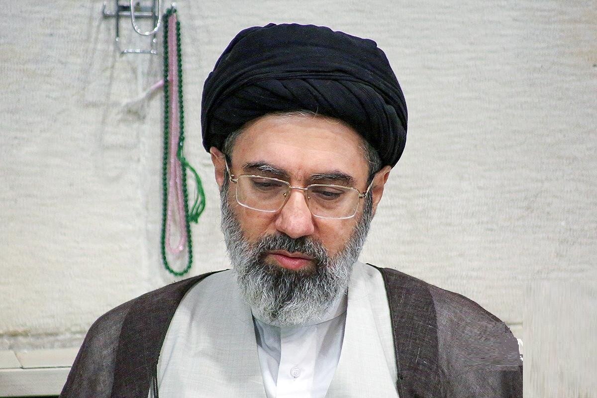 تصویر میرهاشم حسینی به فرزند رهبر انقلاب منتسب شد