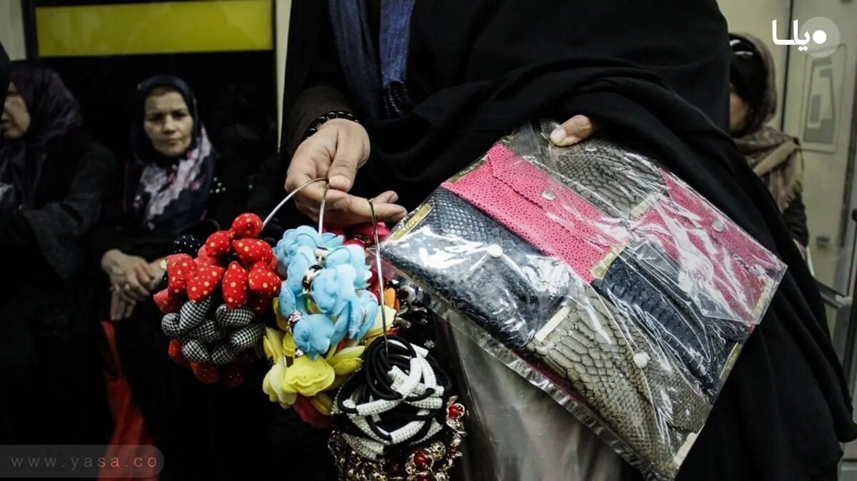 اتباع دستفروش از مترو طرد می‌شوند