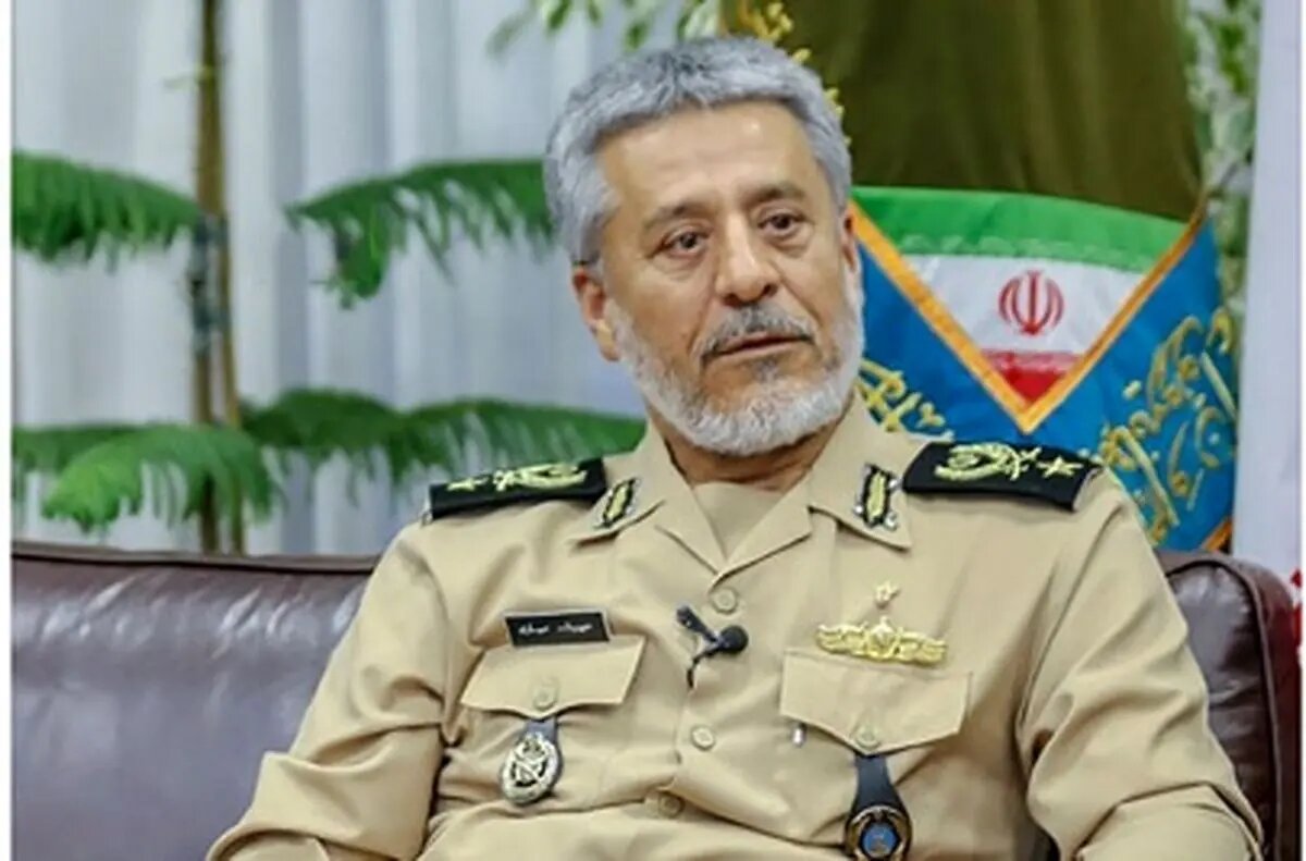 امیر دریادار سیاری: میهن‌پرستی نیروهای مسلح و حمایت مردم دشمن را به زانو درآورد