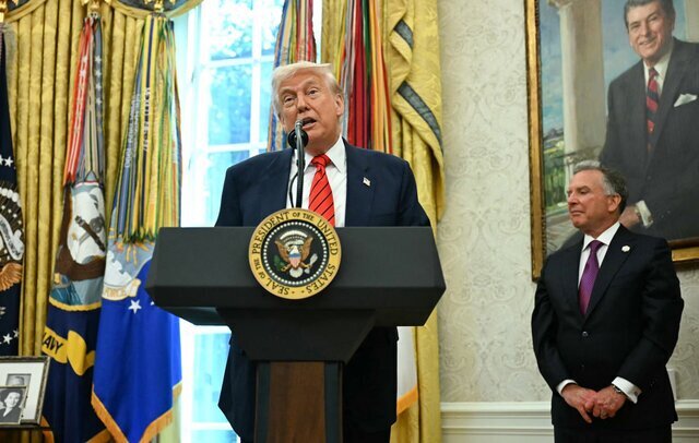 ترامپ: من واقعاً دوست دارم در زمان مناسب تحریمهای ایران را بردارم ترامپ: من واقعاً دوست دارم در زمان مناسب تحریمهای ایران را بردارم