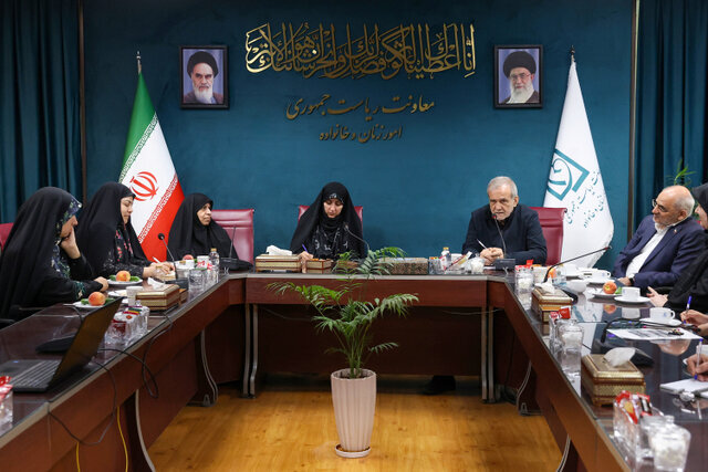 پزشکیان: نباید برای مردم تقسیم‌بندی خودی و غیرخودی وجود داشته باشد