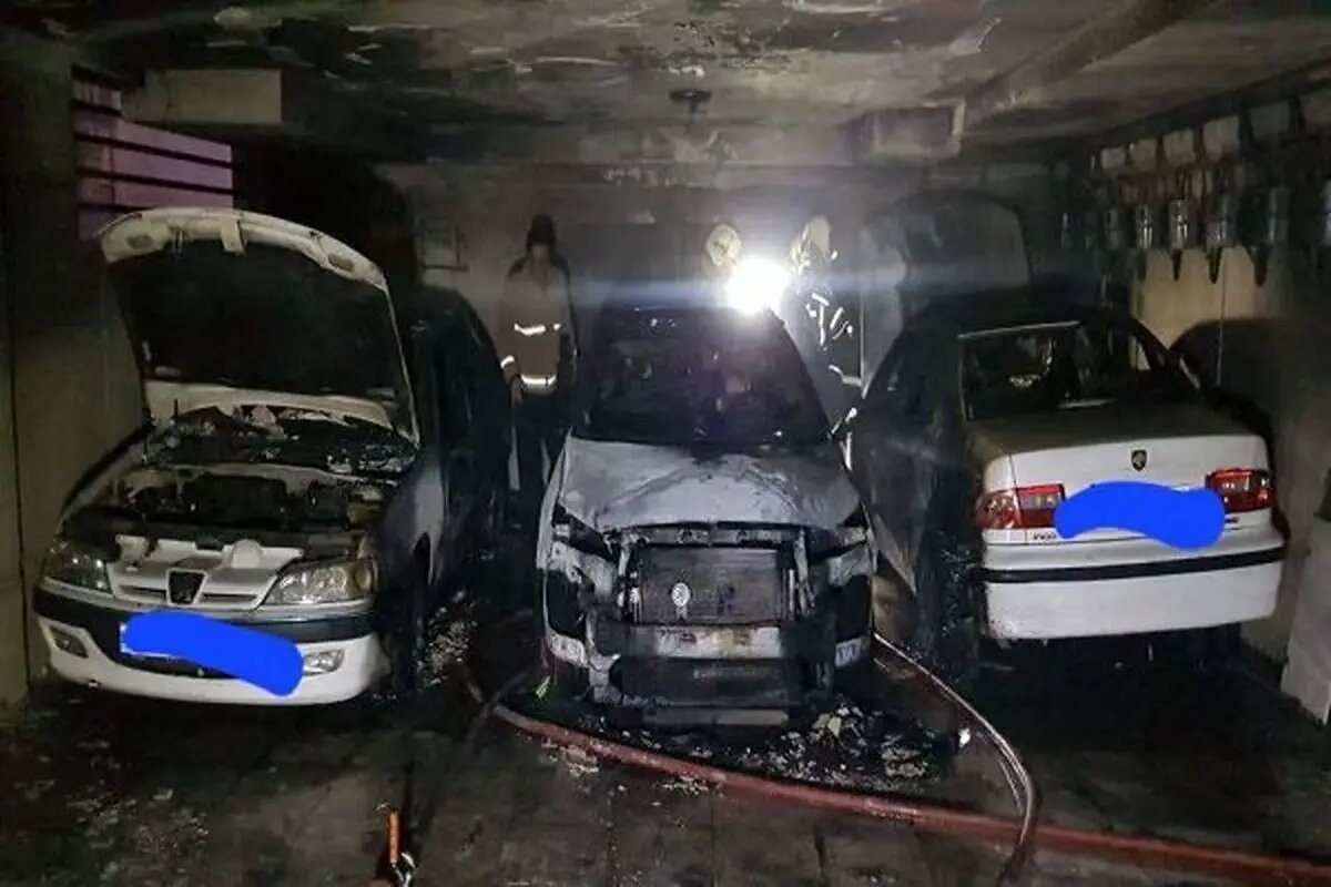 جزئیات آتشسوزی یک مجتمع ۶۰ واحدی در خیابان پاسدار گمنام جزئیات آتشسوزی یک مجتمع ۶۰ واحدی در خیابان پاسدار گمنام