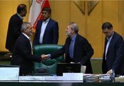 پزشکیان استعفا می‌دهد و لاریجانی رئیس دولت می‌شود!