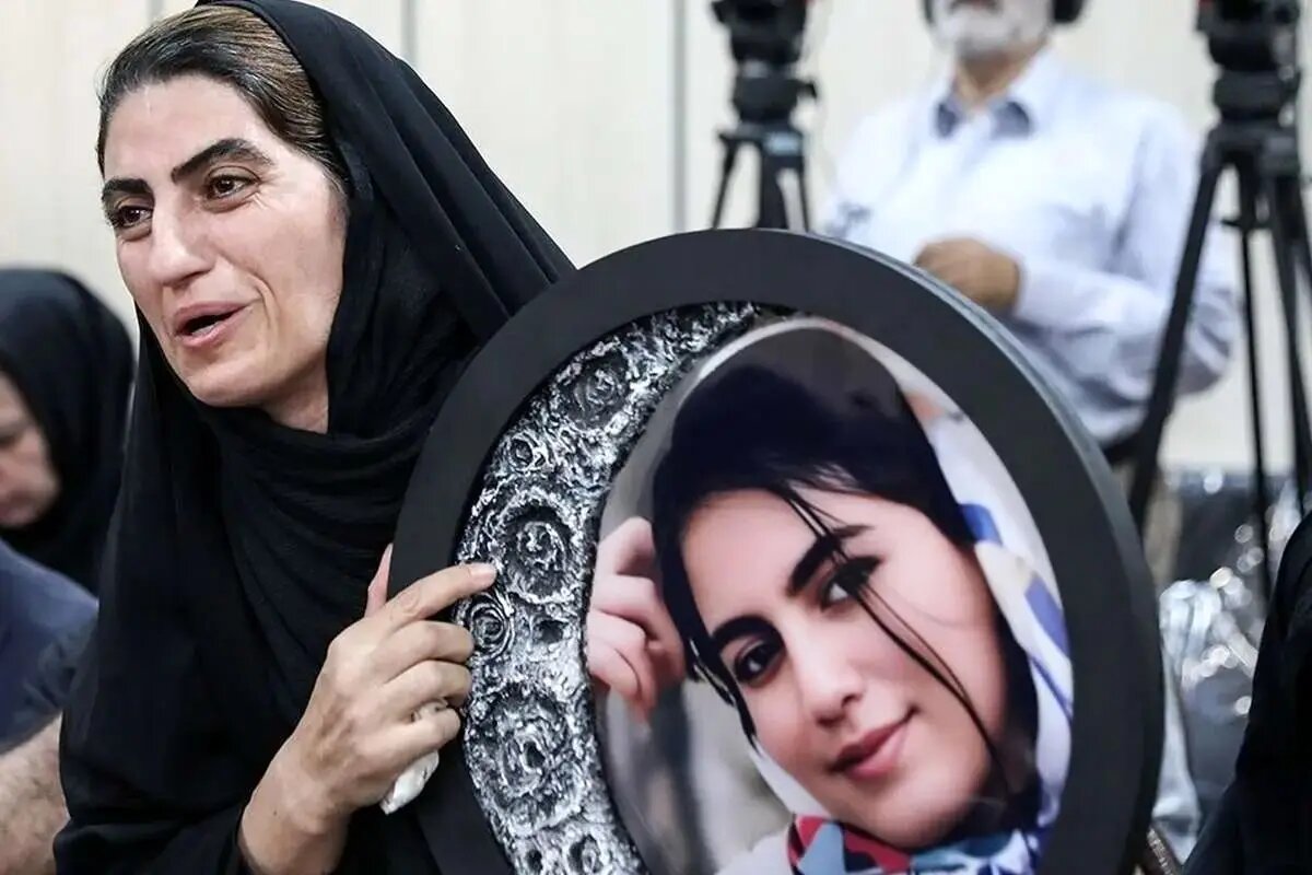 وکیل الهه حسین‌نژاد: هوش و حواس قاتل به حدی بود که رنگ کفش و لباس مقتول را به یاد داشت