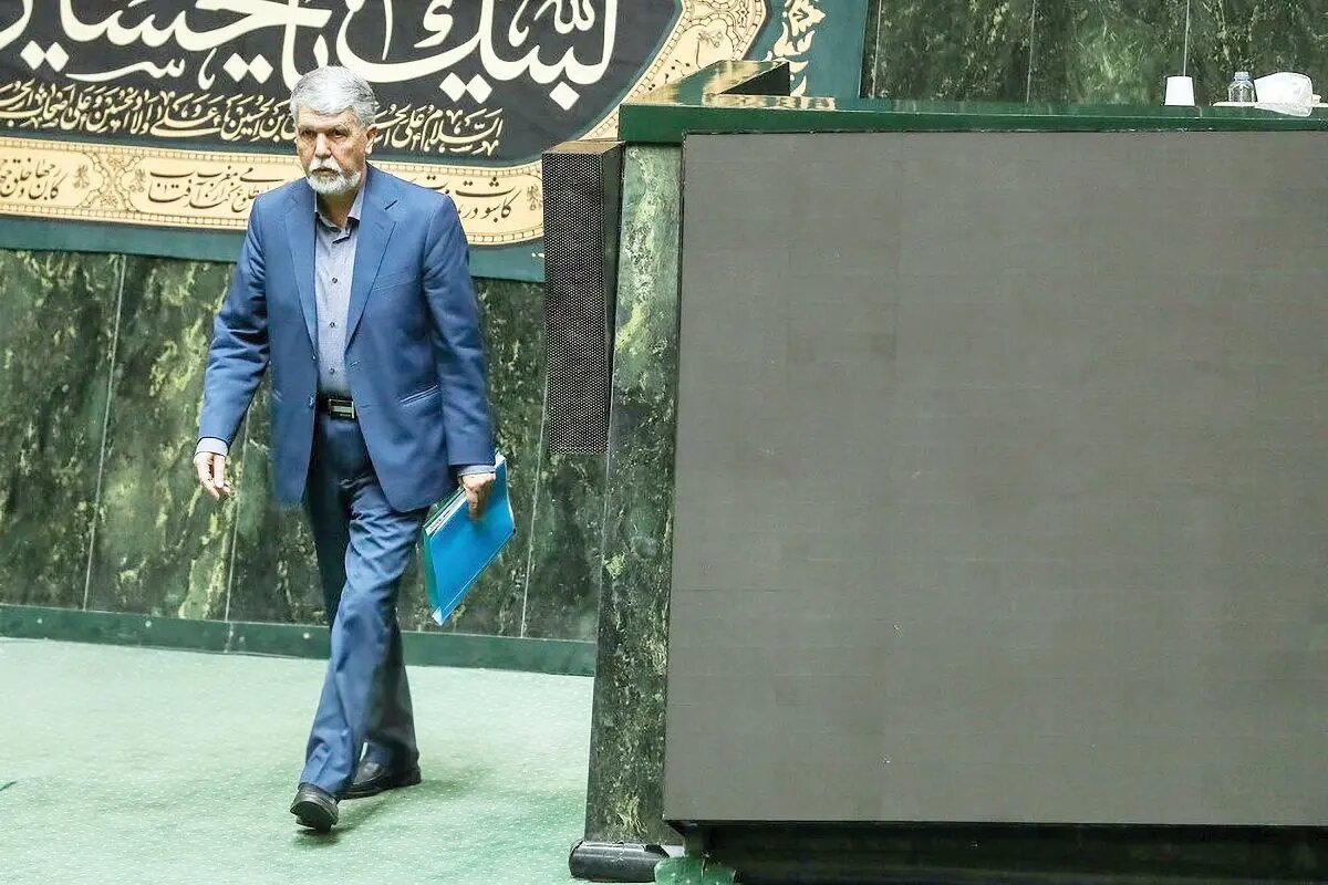 زمزمه‌هایی که ترس به جان تندروها انداخت: وزیر فرهنگ رئیس جدید صداوسیما!