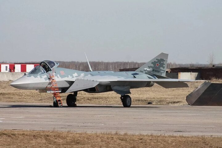 سوخو57