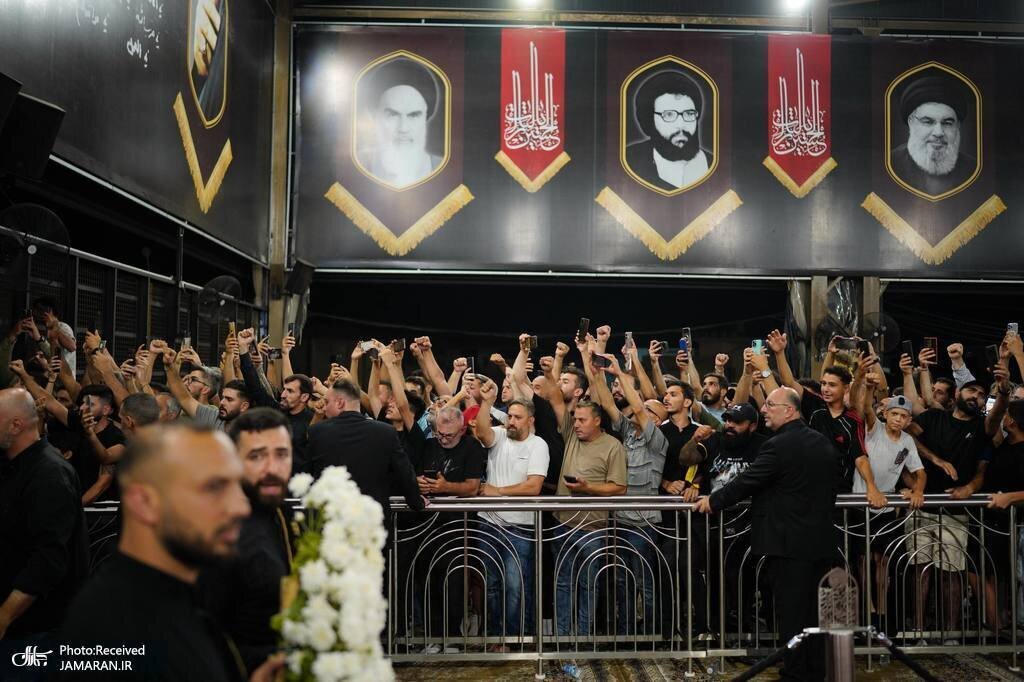 نخستین عکس‌ها از علی لاریجانی بر سر مزار سیدحسن نصرالله منتشر شد