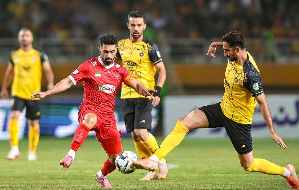 سپاهان ۰-۱ پرسپولیس؛ سه امتیاز شیرین برای شاگردان هاشمیان رقم خورد +جدول لیگ برتر