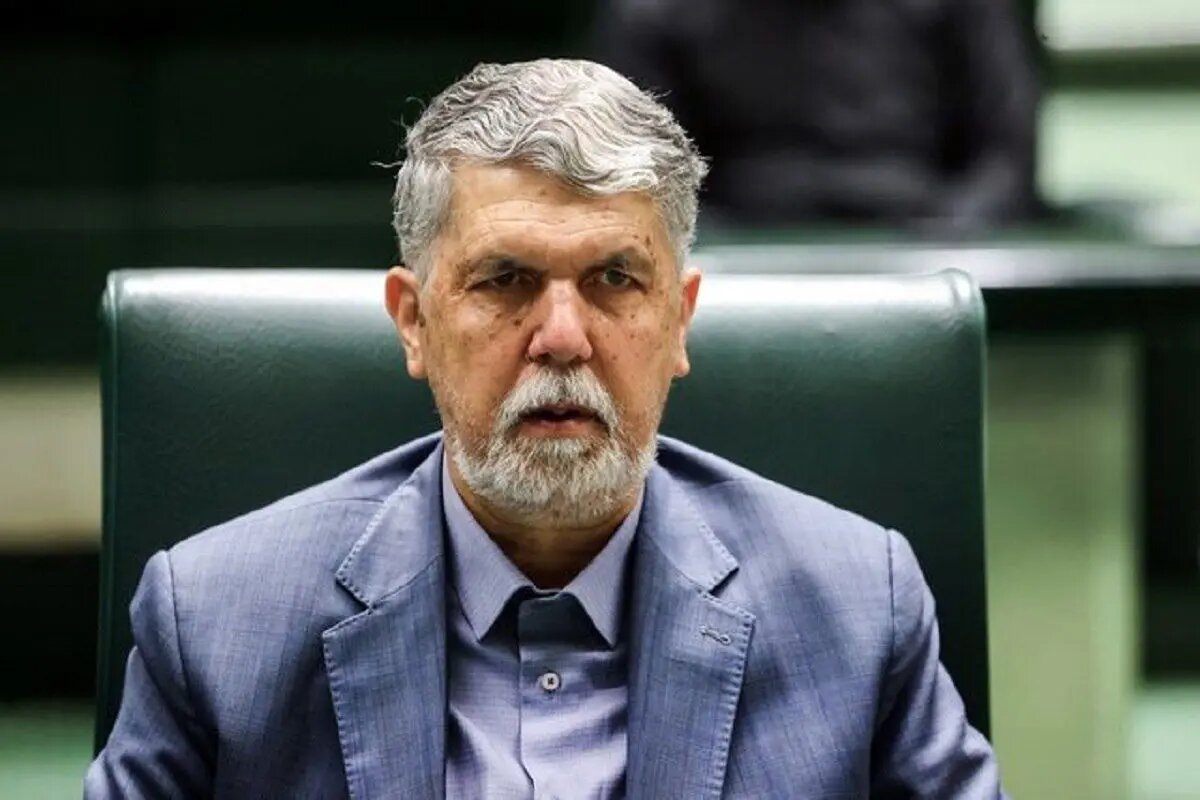 چرایی برگزاری ارکستر ارمنستان در تخت جمشید