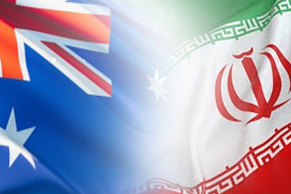 لحظه خروج سفیر ایران پس از اخراج از سفارت استرالیا