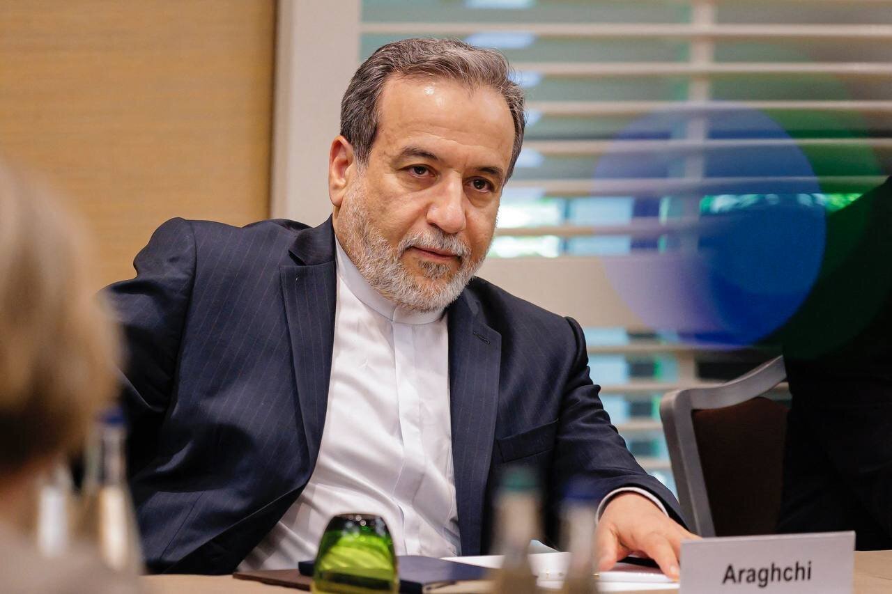 نامه عراقچی به مسئول سیاست خارجی اتحادیه اروپا در پی فعال سازی اسنپ بک