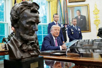 ترامپ بودجه نظامی بی‌سابقه آمریکا را امضا کرد