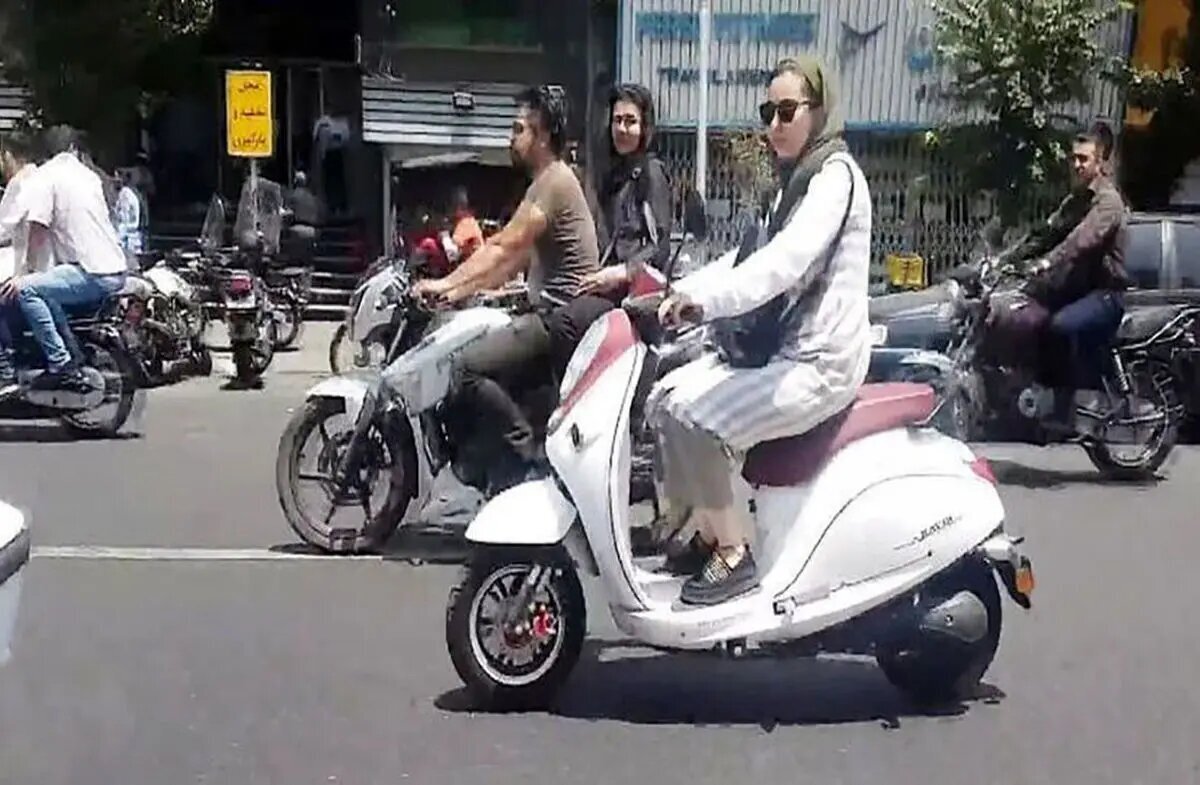 احتمال صدور گواهینامه موتورسواری برای زنان؛ هیچ‌کس مخالف نیست