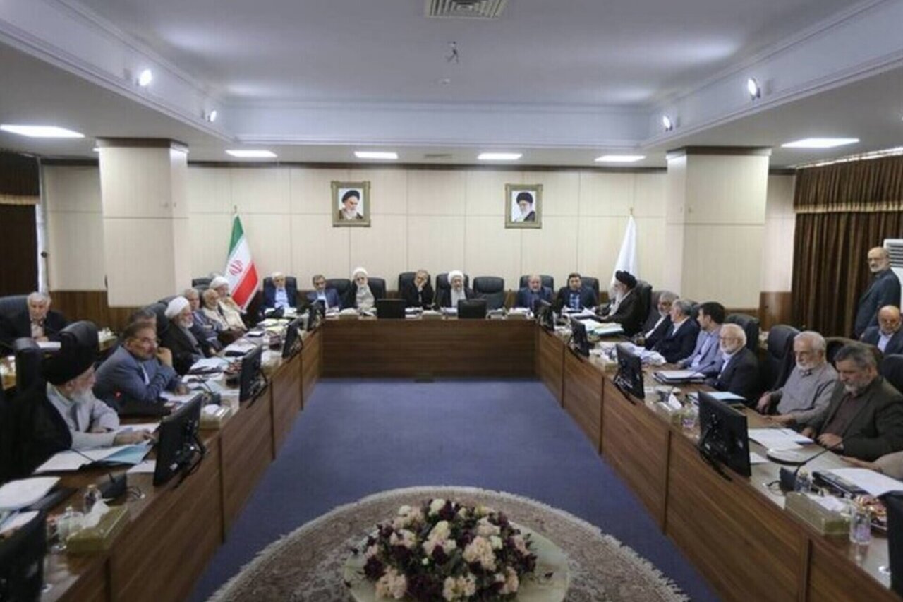 سخنگوی مجمع تشخیص: در مجوز رهبری برای بررسی لوایح پالرمو و CFT، قید و محدودیت زمانی وجود ندارد سخنگوی مجمع تشخیص: در مجوز رهبری برای بررسی لوایح پالرمو و CFT، قید و محدودیت زمانی وجود ندارد