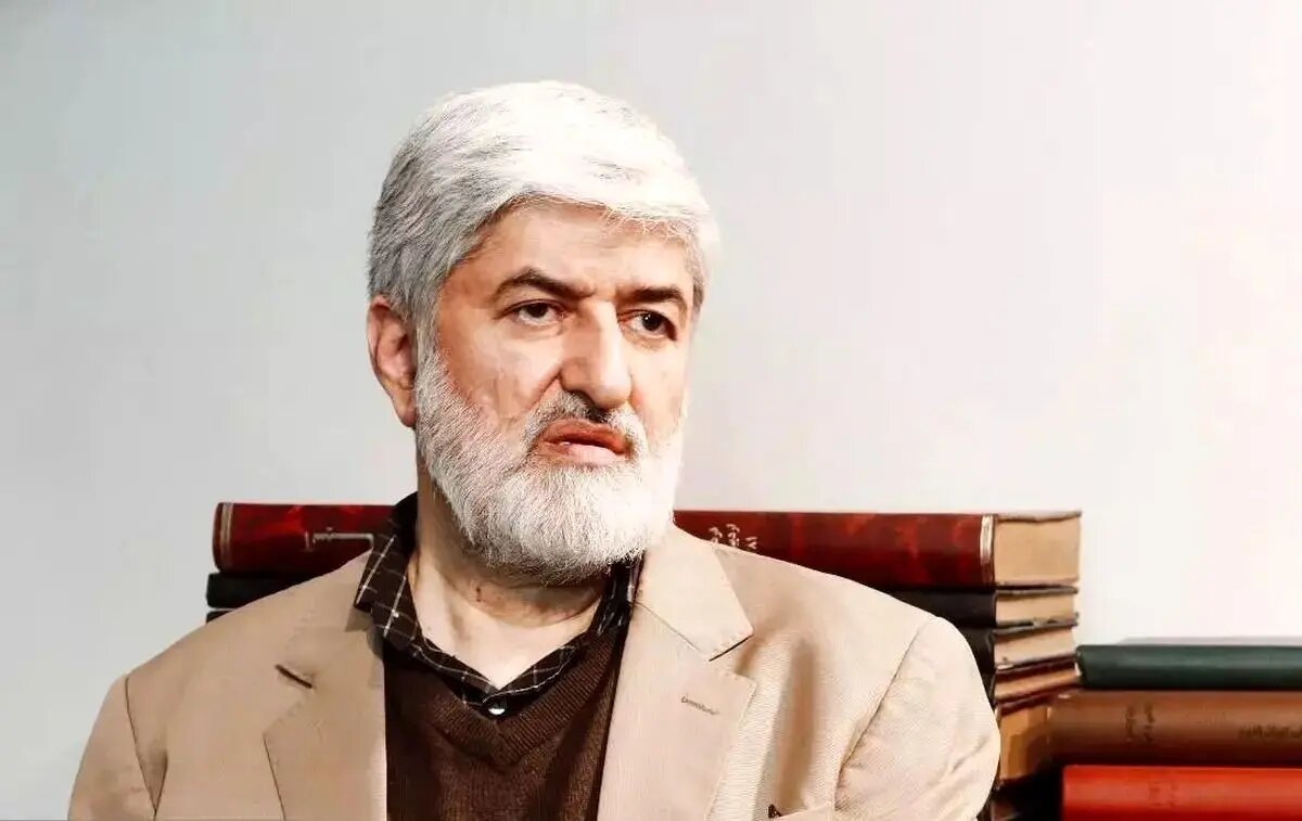 مطهری: در یک شرایط امنیتی هستیم و کمتر لاریجانی را می‌بینم
