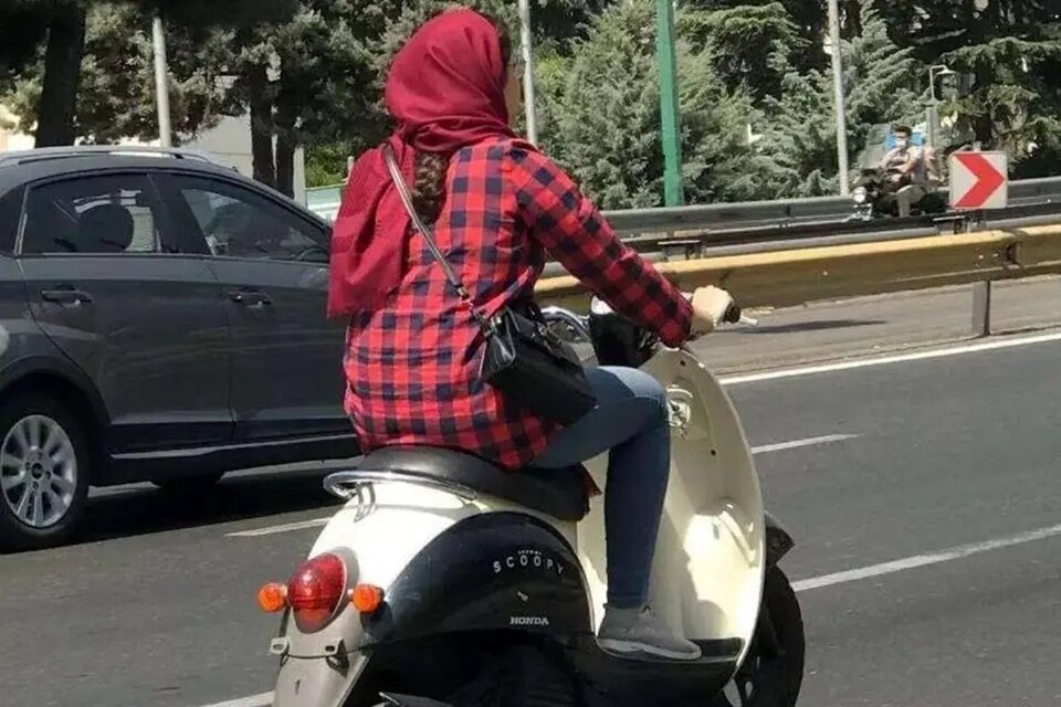 مشکل گشای موتورسواری بانوان چیست؟