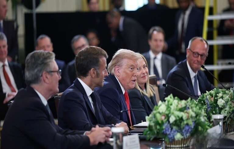 توافقی جامع میان ایران، اروپاییها و آمریکا میتواند آتشبسی دائمی در منطقه برقرار کند توافقی جامع میان ایران، اروپاییها و آمریکا میتواند آتشبسی دائمی در منطقه برقرار کند