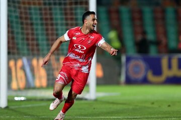 دلخوری گل‌زن پرسپولیس از مدیران؛ تصمیم درویش چیست؟