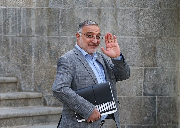 عضو شورای شهر تهران: آنهایی که به شهردار شدن او رای دادند خیلی کارآمدی زاکانی برایشان مهم نبود
