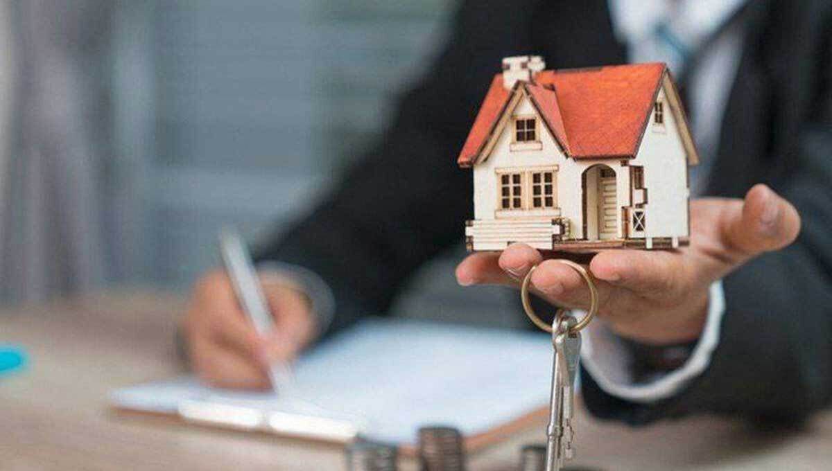 انتظار ۱۰۰ ساله برای خانه‌دار شدن!