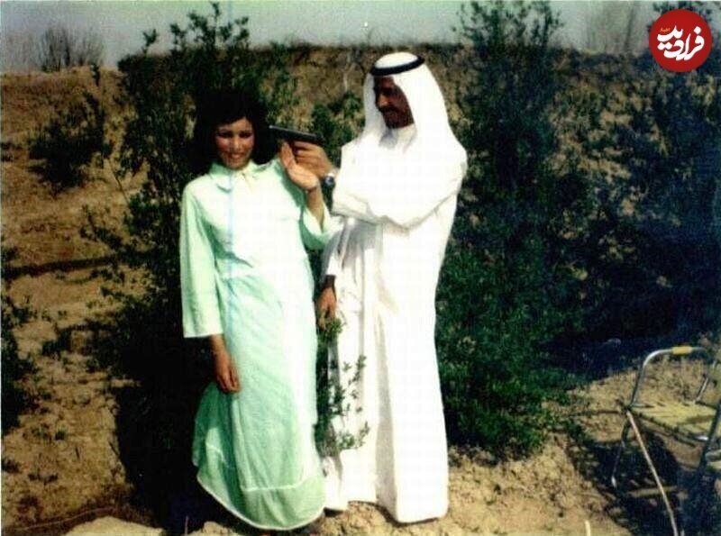 انتشار تصویری از صدام در حالی که سر نامزدش را با اسلحه نشانه گرفته بود!