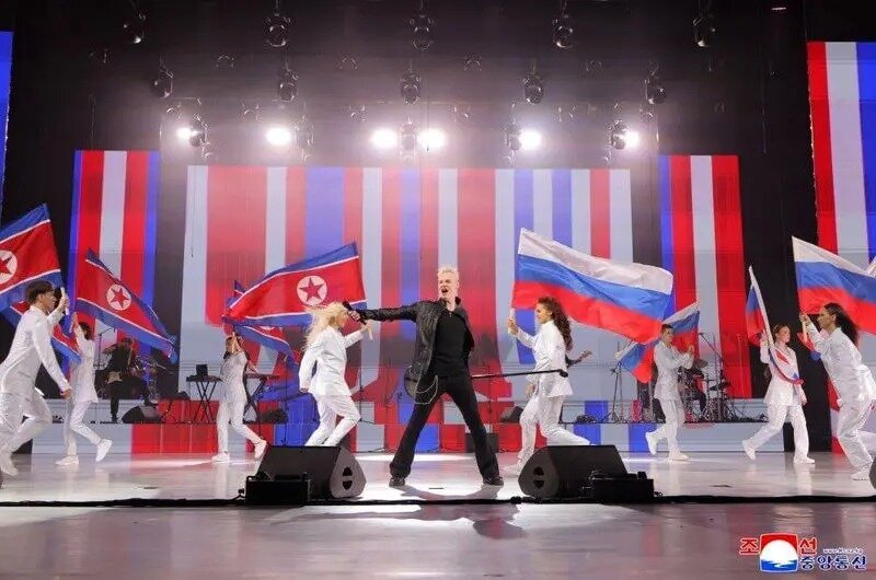 رهبر کره شمالی به کنسرت رفت!