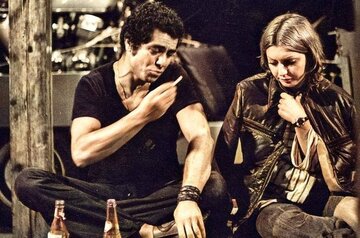 گوگوش را به دستور اشرف آنقدر زدند که دو هفته در کما بود