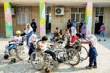 ماجرای جنجالی آزار سیاه دختر معلول ۷ساله در مرکز توانبخشی