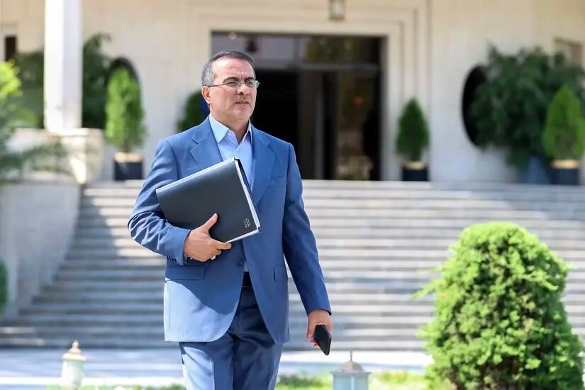 رئیس سازمان اداری و استخدامی: تعدیل یا بیشغل کردن افراد در کار ما نیست رئیس سازمان اداری و استخدامی: تعدیل یا بیشغل کردن افراد در کار ما نیست