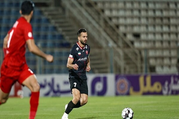 تراکتور ۱-۱ پرسپولیس/ تساوی سرخهای لیگ به سود استقلال! تراکتور ۱-۱ پرسپولیس/ تساوی سرخهای لیگ به سود استقلال!