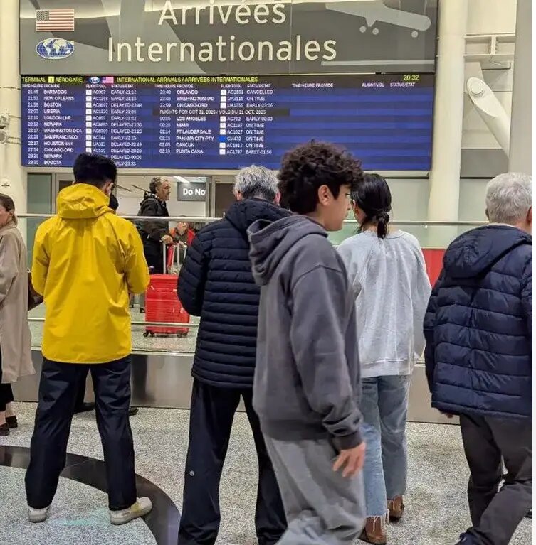 سفر کوتاه یا مهاجرت؛ پژمان جمشیدی به کانادا رفت