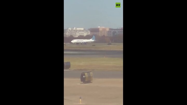 احتمال بمب‌گذاری در فرودگاه ریگان پروازها را متوقف کرد +ویدیو