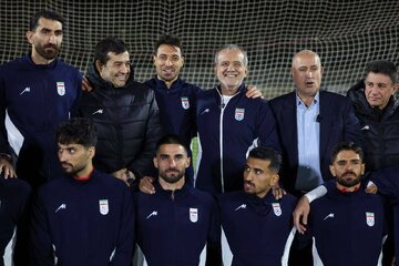 رئیس‌جمهور با تیم ملی فوتبال تمرین کرد +عکس