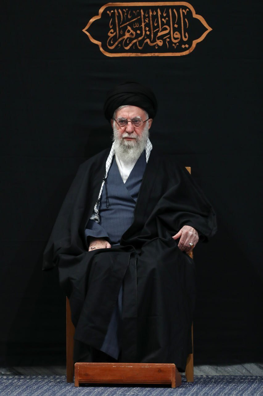 تصاویری از دومین شب مراسم عزاداری فاطمیه حضور رهبر انقلاب