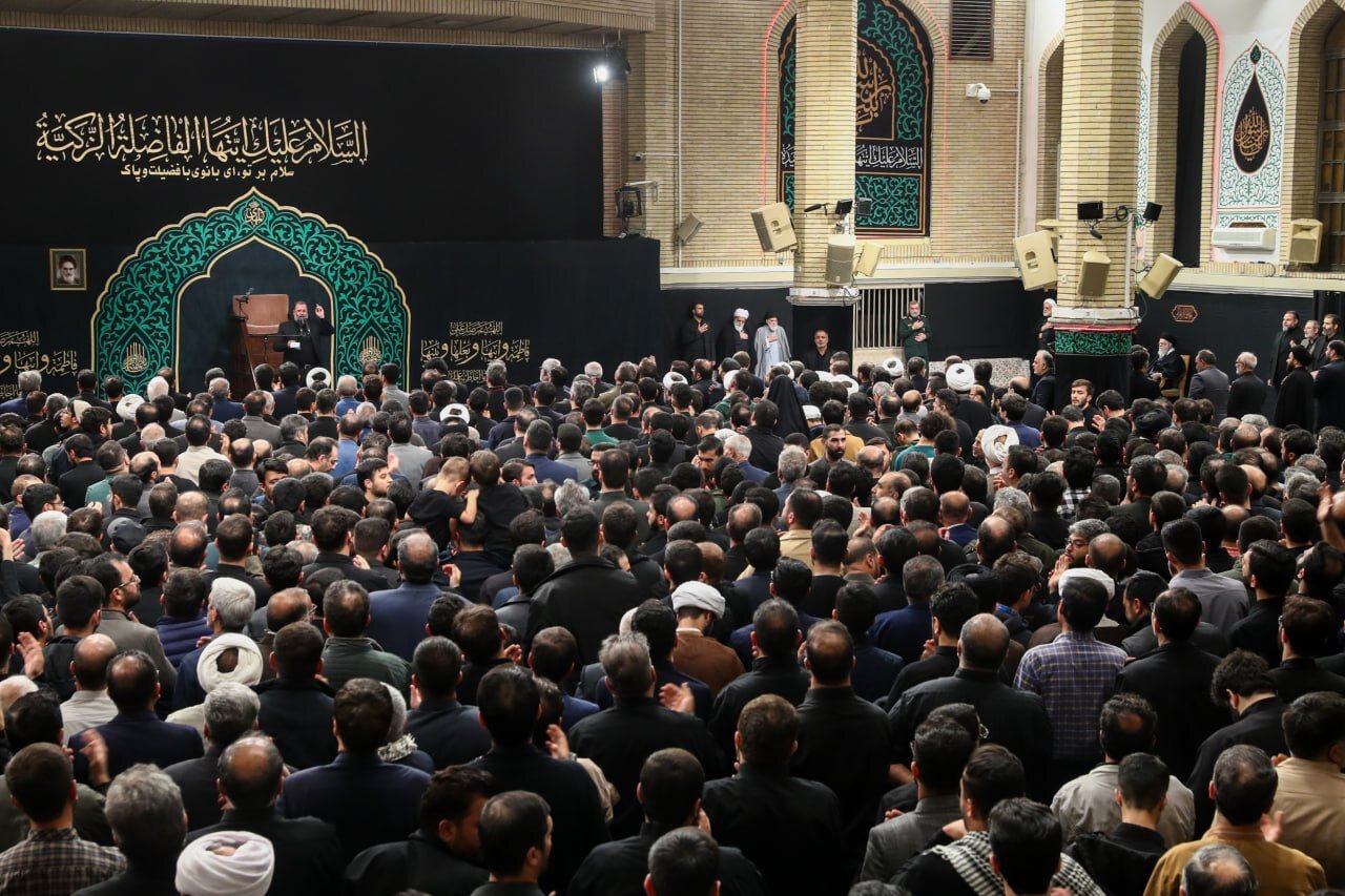 رهبر انقلاب