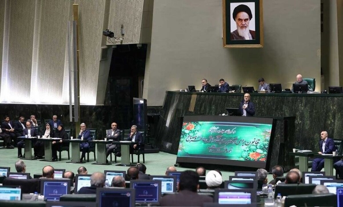 استفاده از  ابزار سیاسی فشار برای حذف وزرا/ کابینه پزشکیان زیر و رو خواهد شد؟