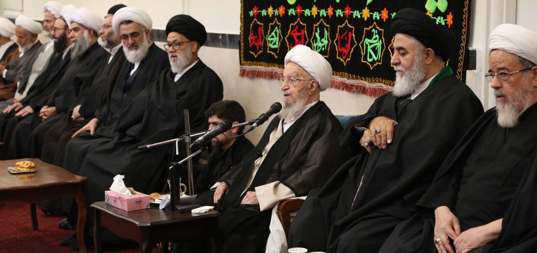 آقای مکارم برای مردمی که نان شب ندارند، نسخه ساده‌زیستی نپیچید!