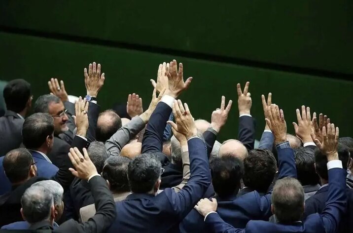 بعد از جنگ ۱۲روزه رادیکال‌ها جای خدا نشسته‌اند!